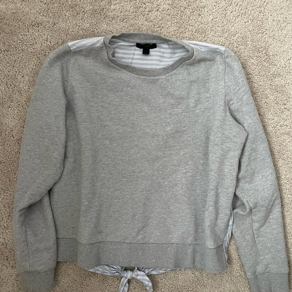 Grey sweatshirt